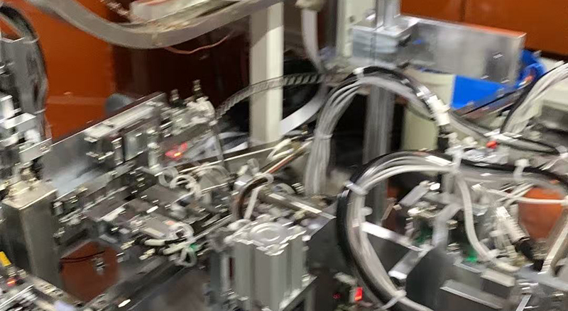 淺談五金車間常見的自動化設備及其應用